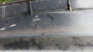 Fender Front Right. 3D0 821 254 F